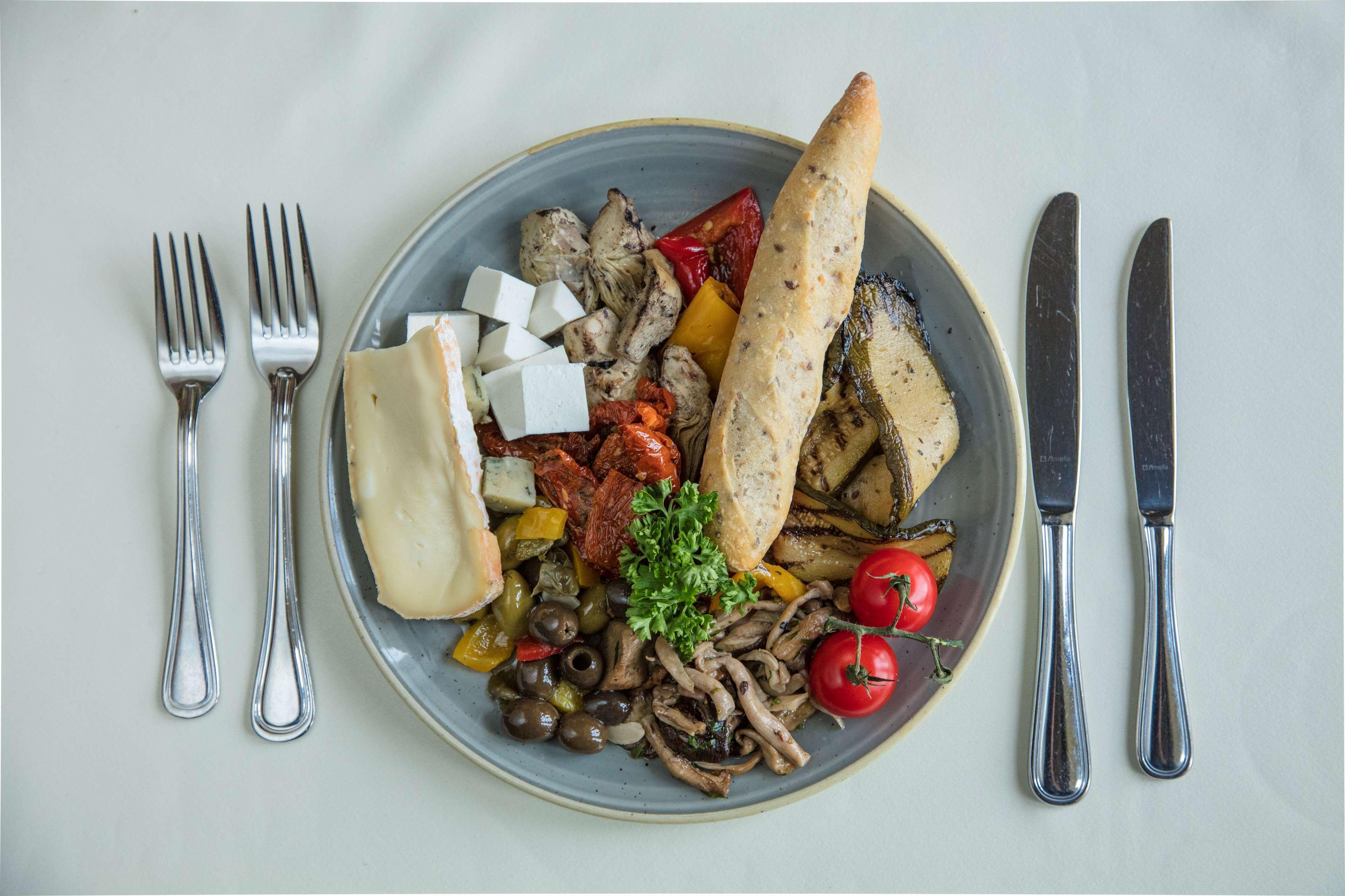 Radisson Blu St. Helen'S Hotel Dublin Exterior photo A plate of Greek salad